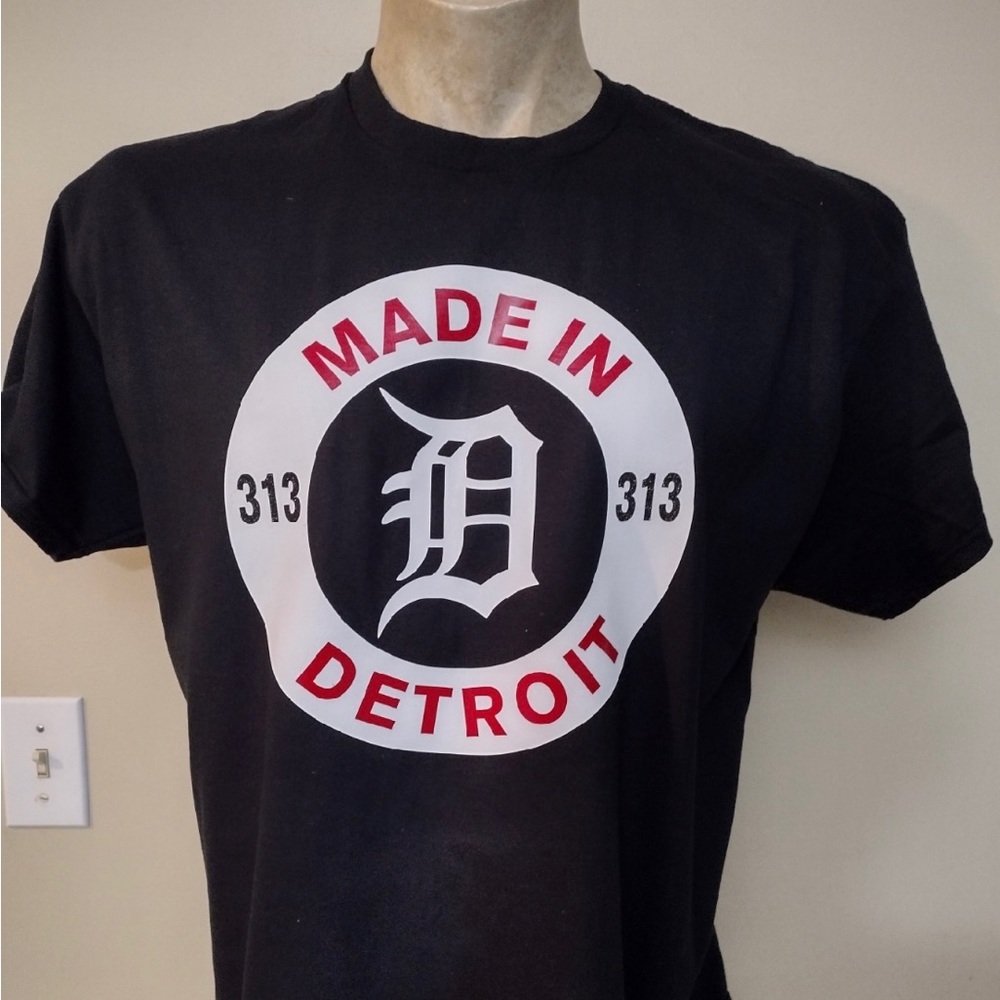 Tee Shirt